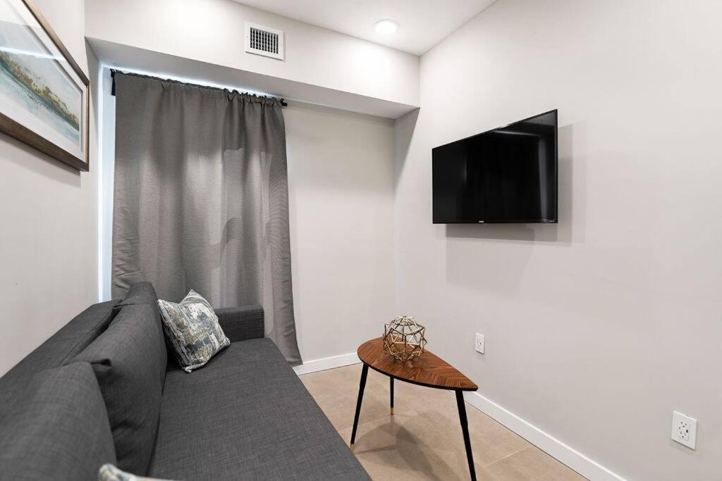 Elegant Miami Apartment East Little Havana / Free Parking ภายนอก รูปภาพ